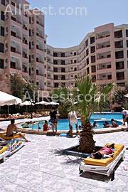 Triton Empire Hotel 4